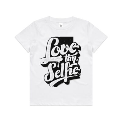 Love Thy Selfie Thumbnail